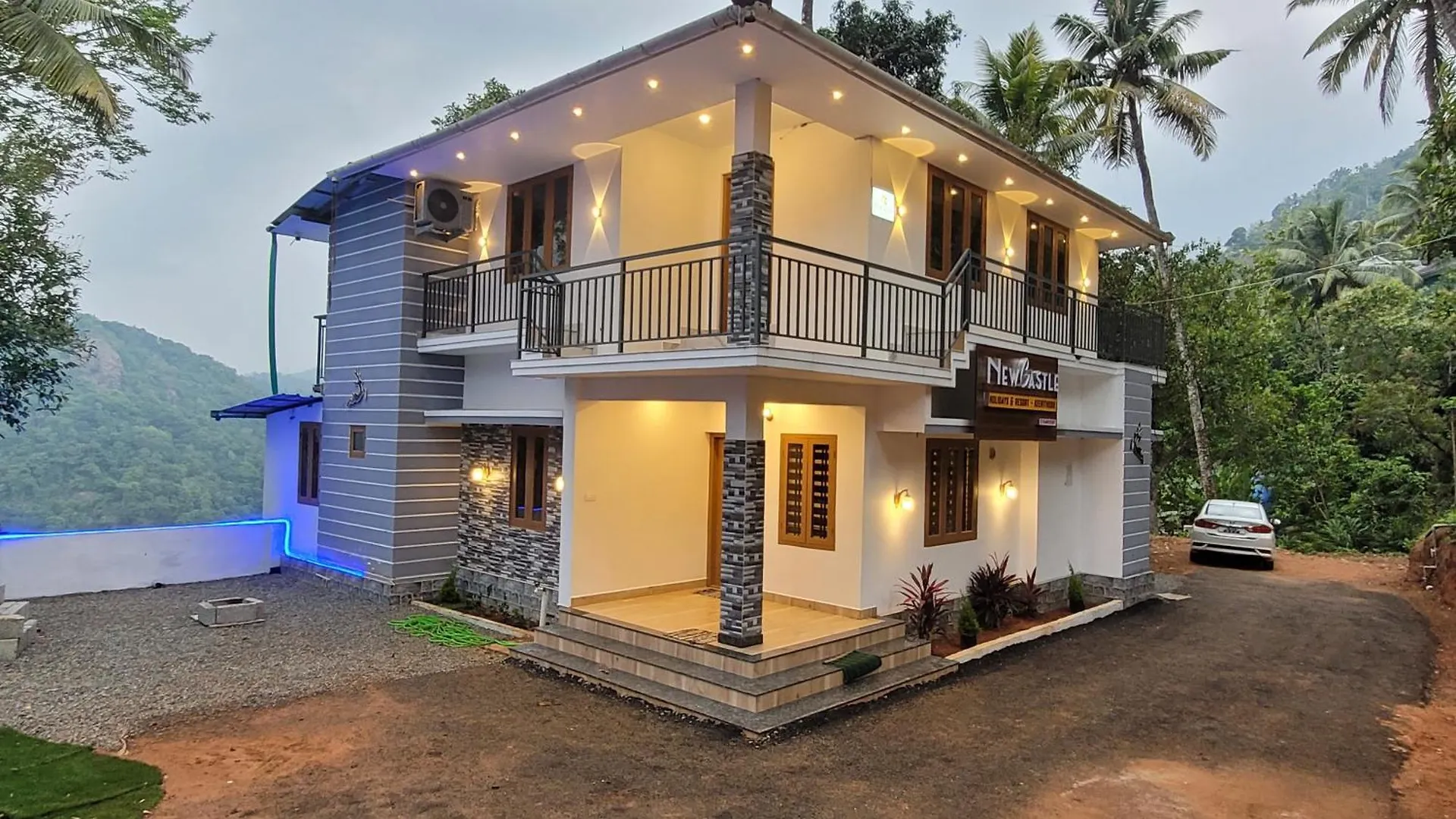 Newcastle Holidays & Resorts-5 Bedrooms Entire Villa Near Munnar, Idukki Kumudi India